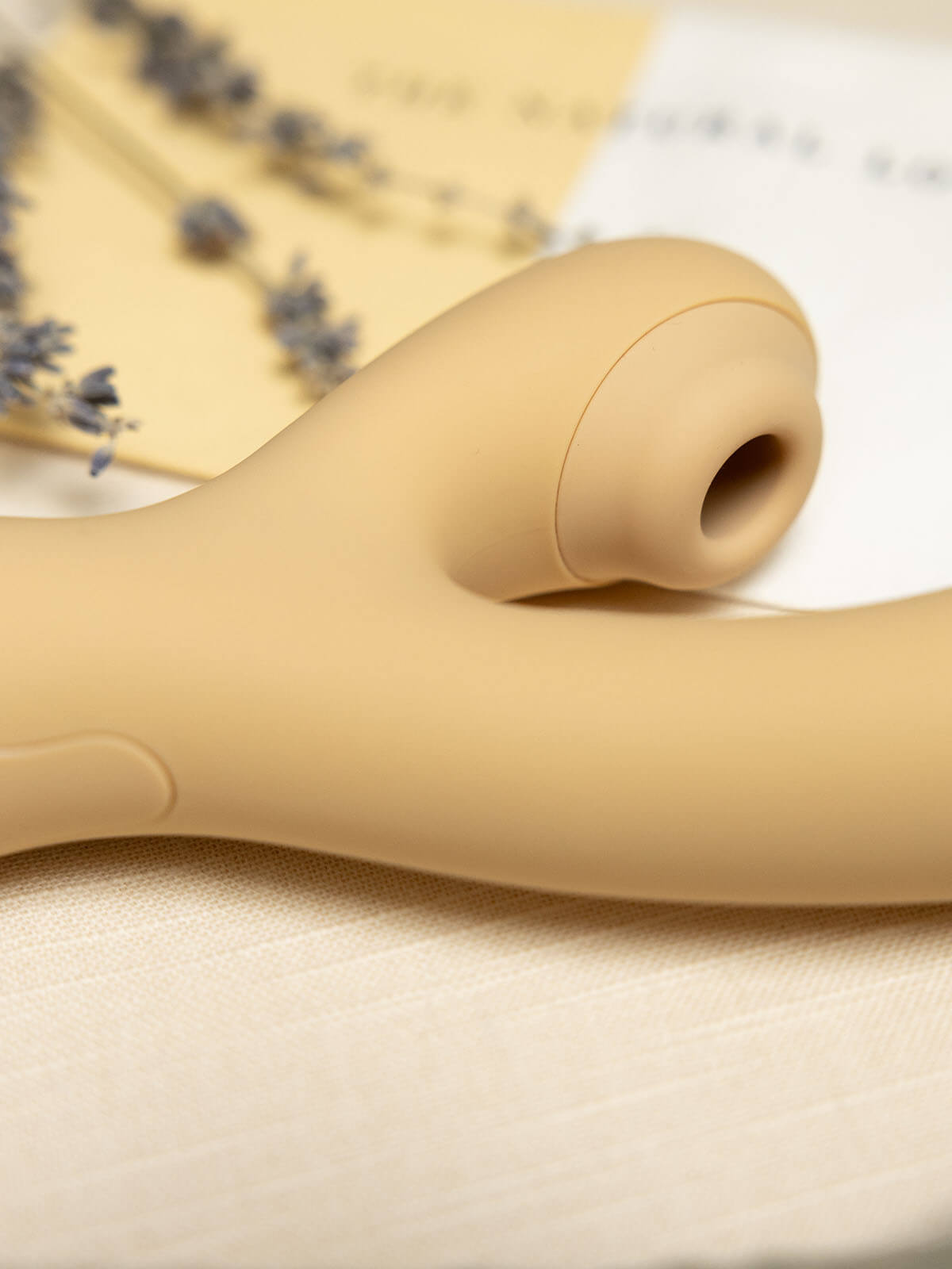 Camphor : Rabbit Style Vibrating Dildo with Clitoral Suction