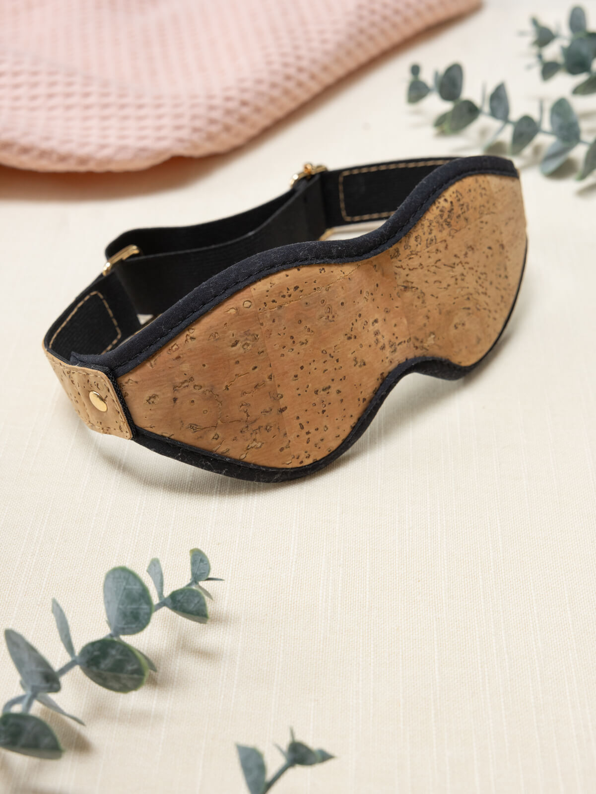 Camellia Blindfold : Adjustable Cork Leather Blindfold