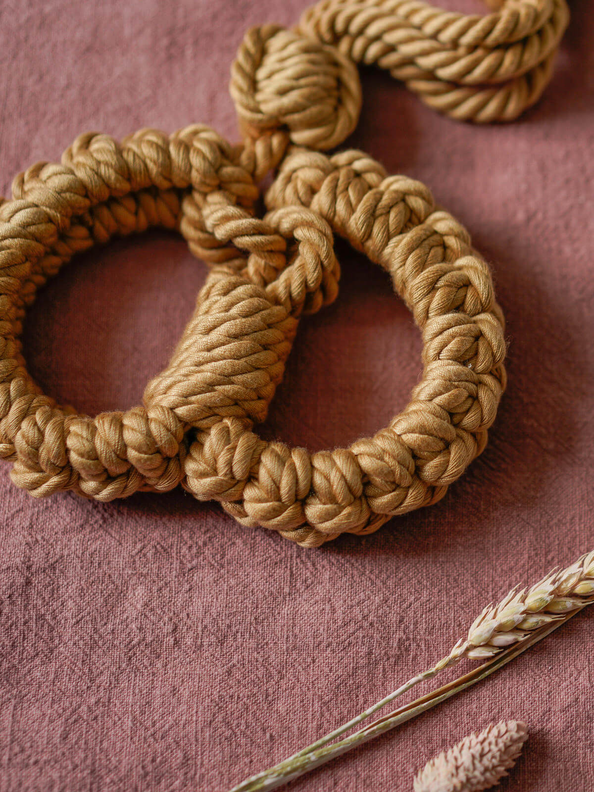 Kanuka : Soft Handcuffs with Control Cord