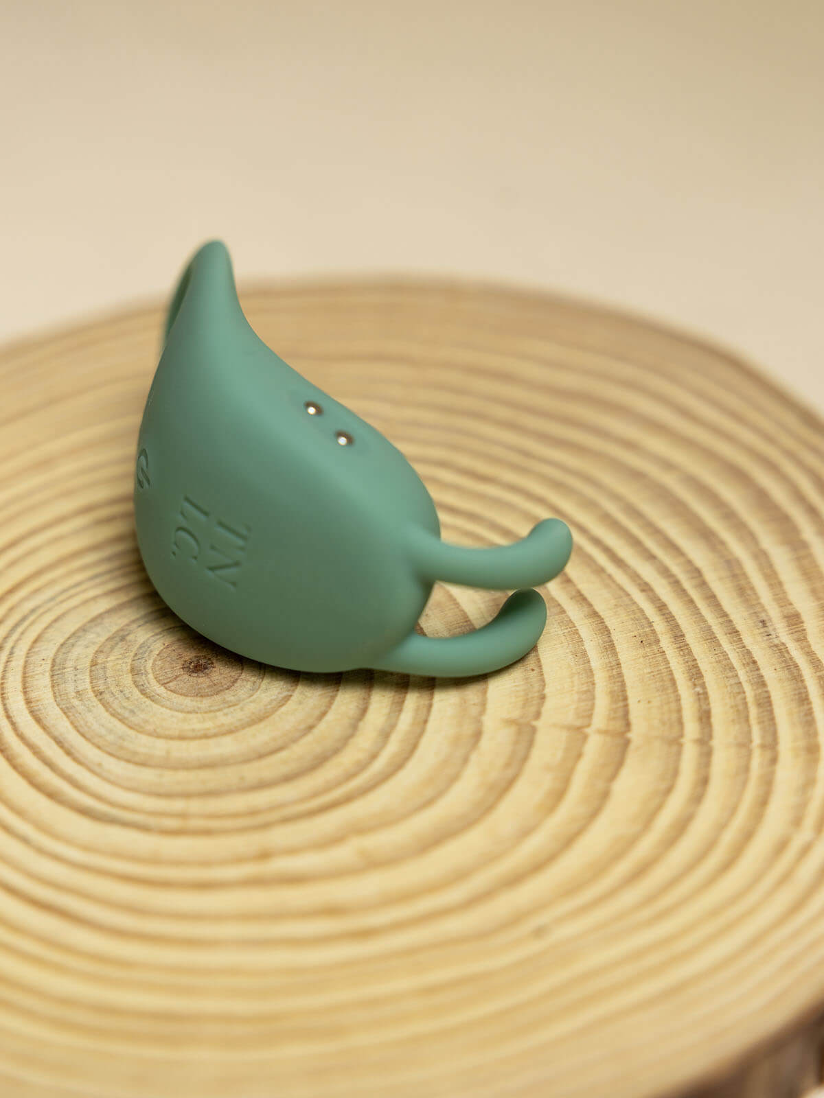 Cilantro : Multi-speed Rabbit Cock Ring