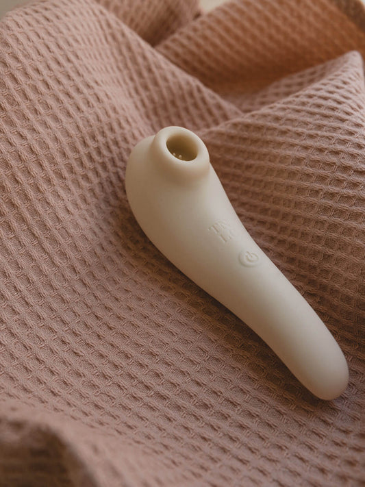 Jasmine - Clitoral Sucking Vibrator
